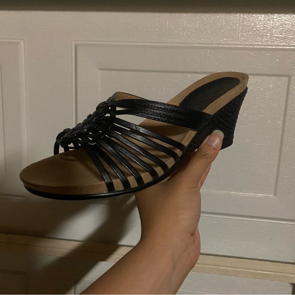 NWT Duck Head Wedge Sandal